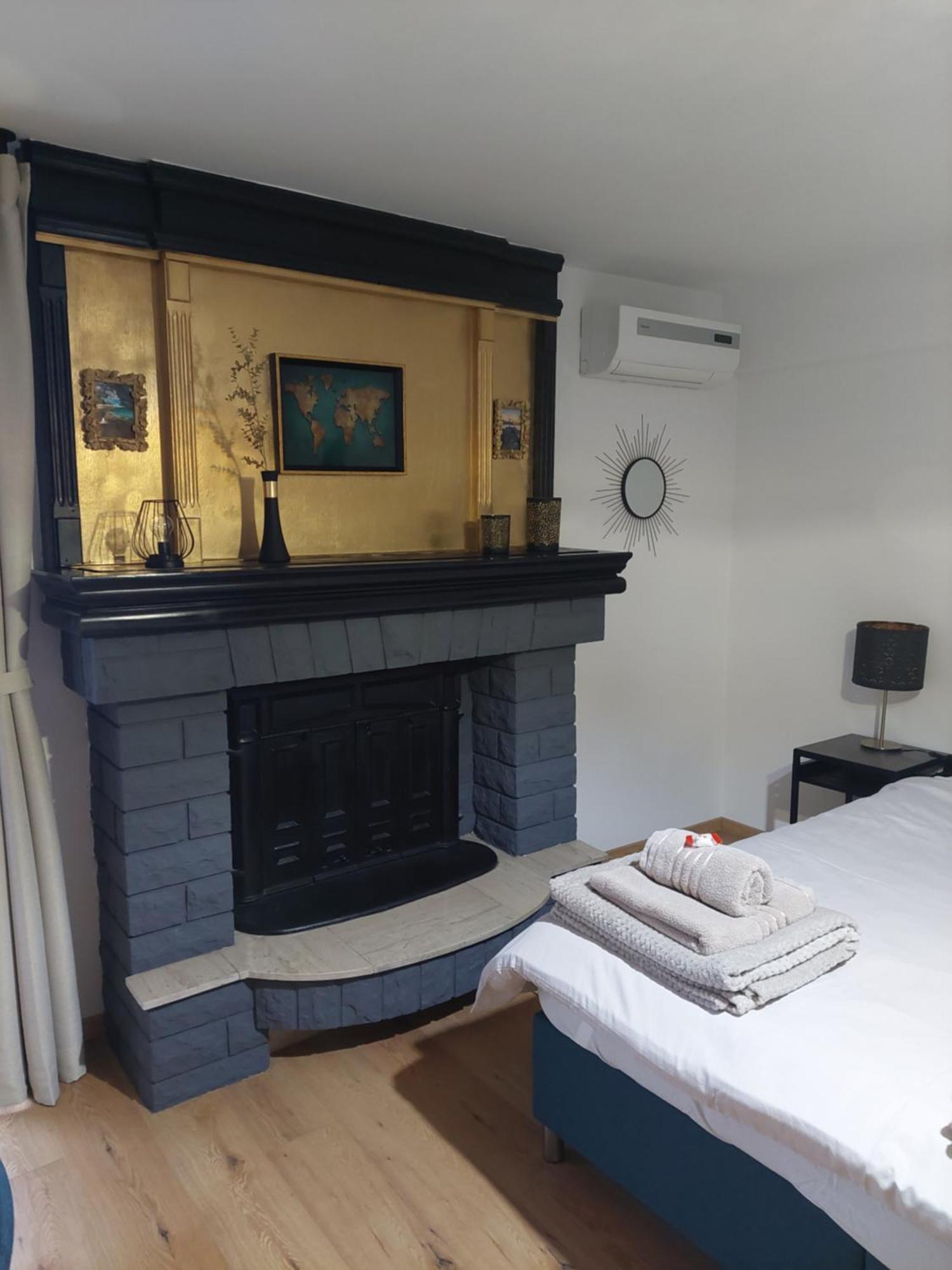 Petra Rooms And Apartments Palit الغرفة الصورة